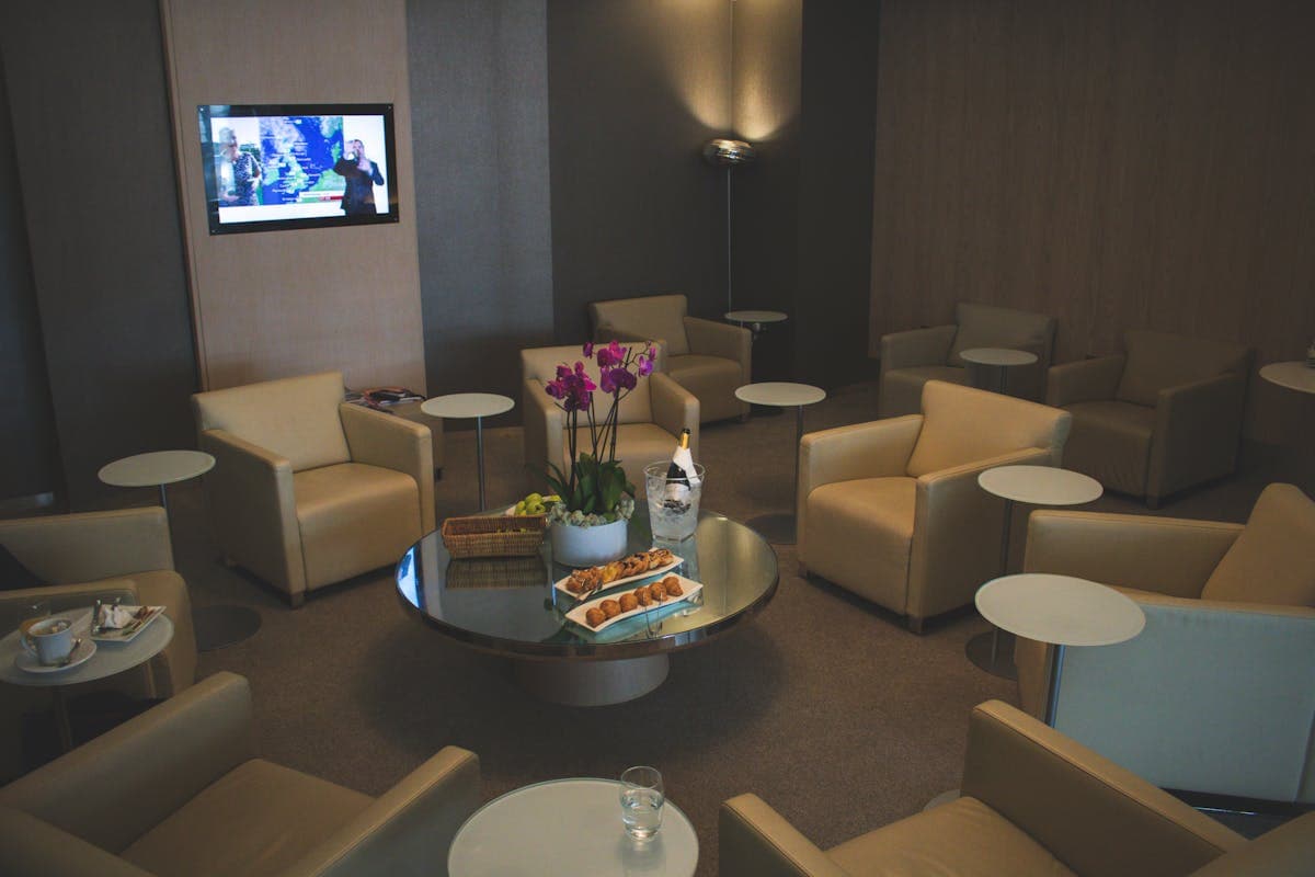 Airport VIP fast track lounge Luxembourg